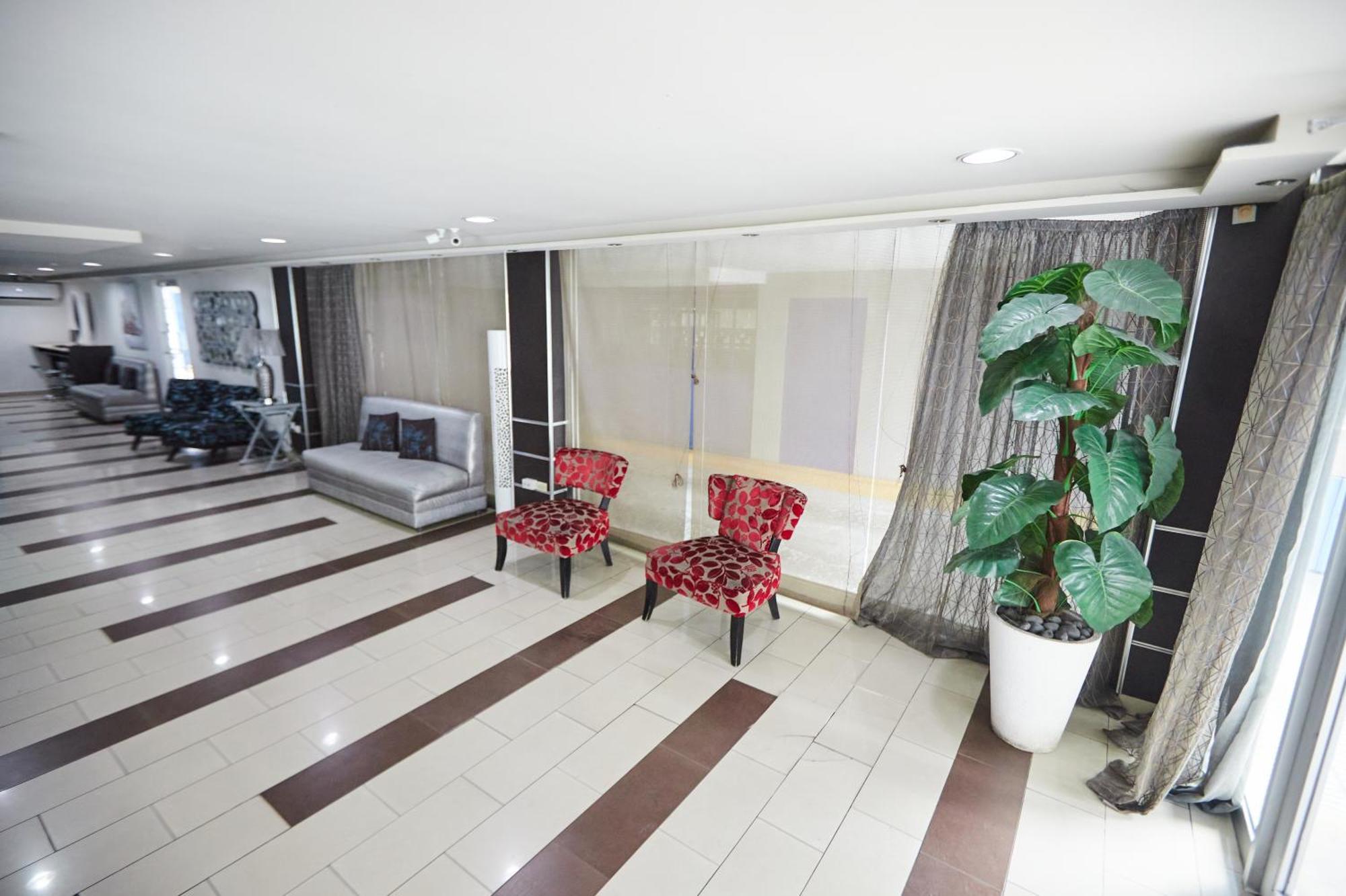 Metro Hotel Panama Esterno foto