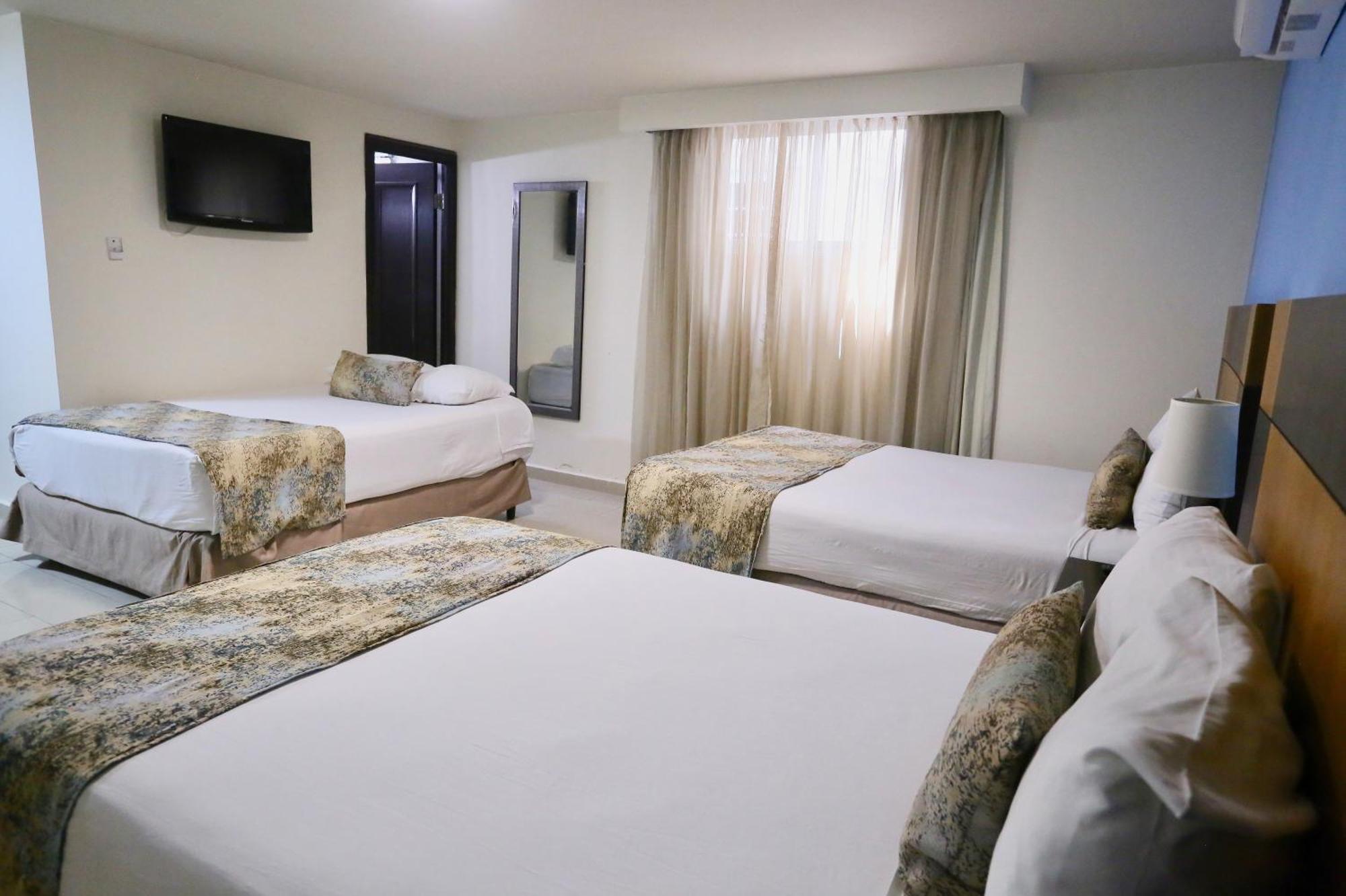 Metro Hotel Panama Esterno foto